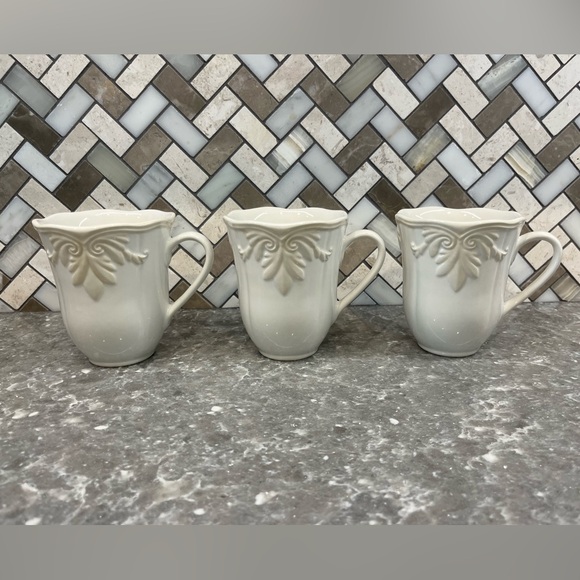 Lenox Butler’s Pantry mug set - Picture 6 of 9